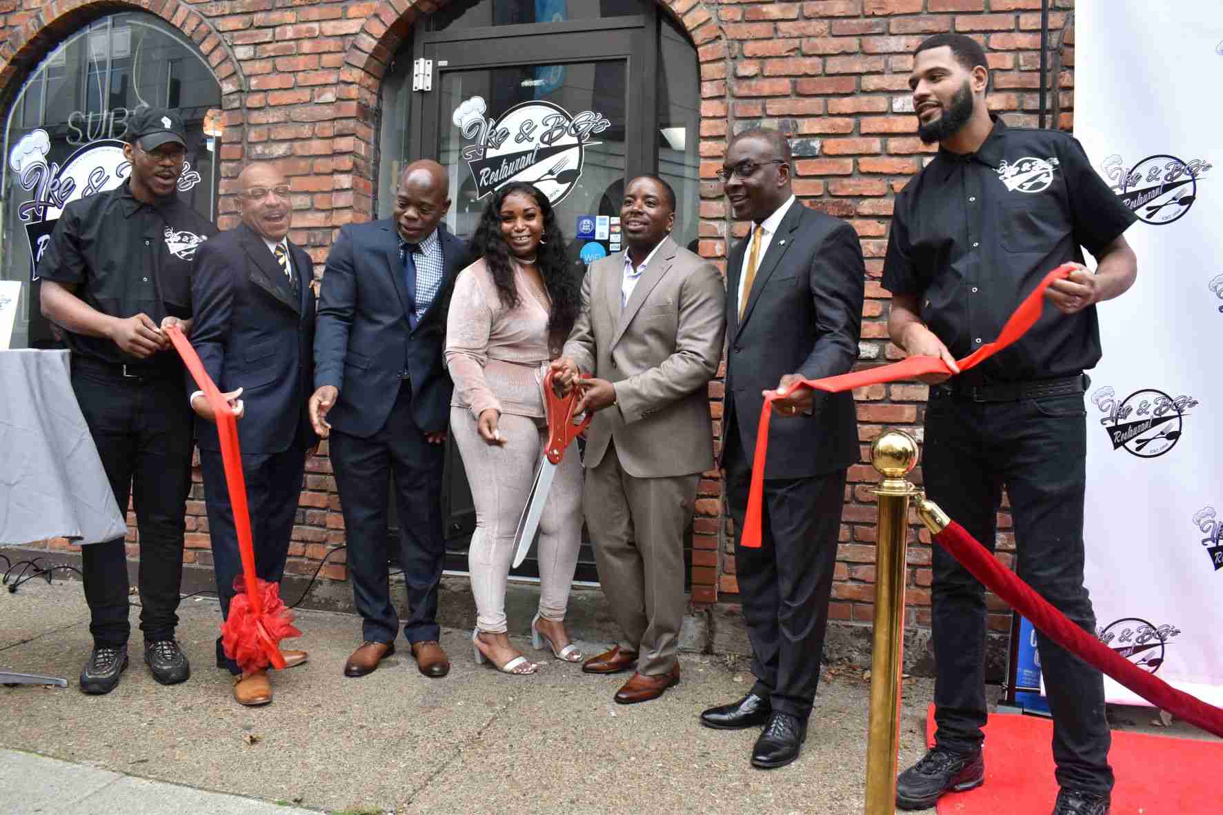 Ike & BG’s Restaurant Opens Downtown, and Announces “Significant