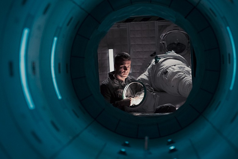 Review Life (2017) Movies