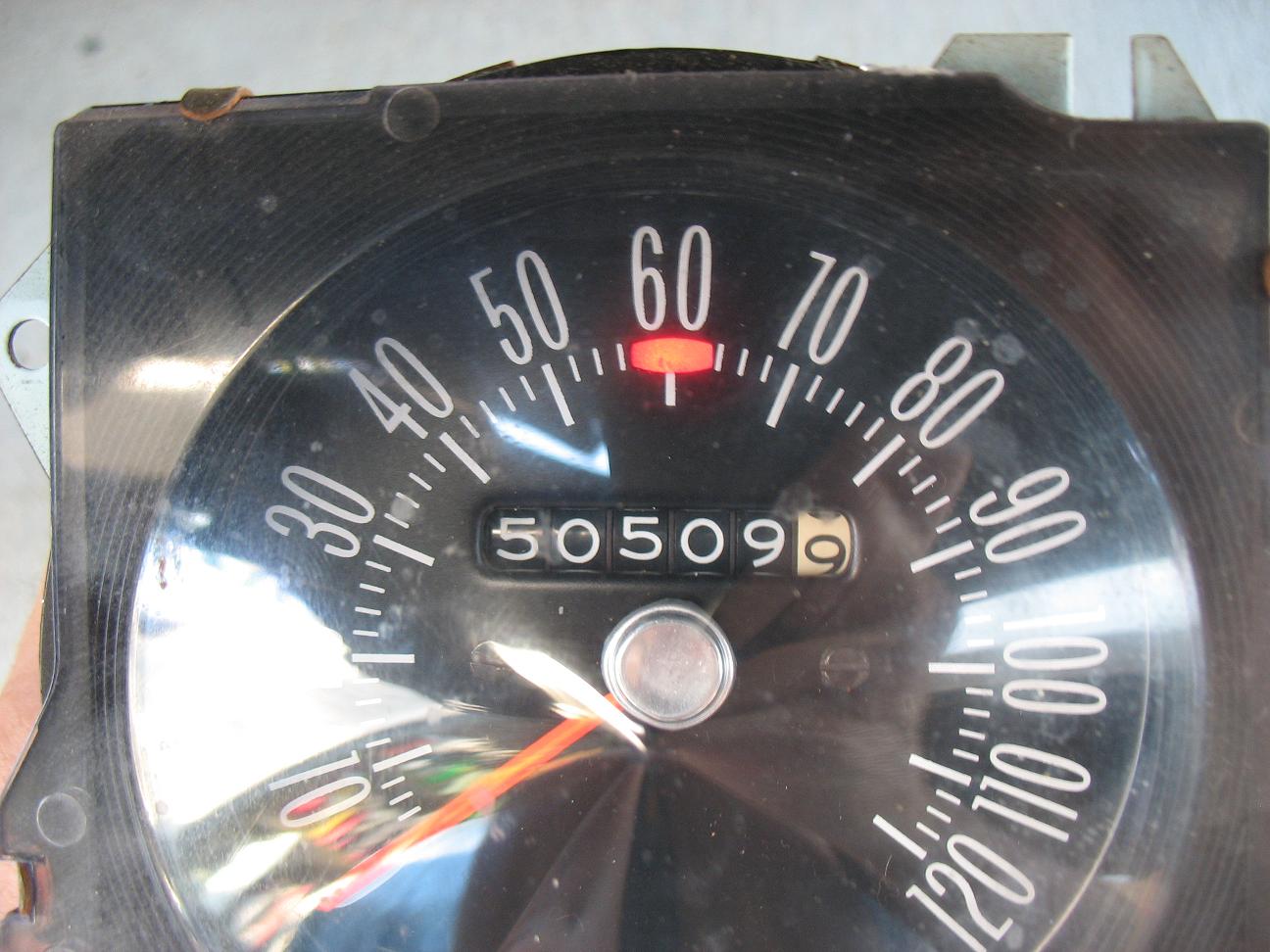 70 vs 712 Skylark Speedometer Differences