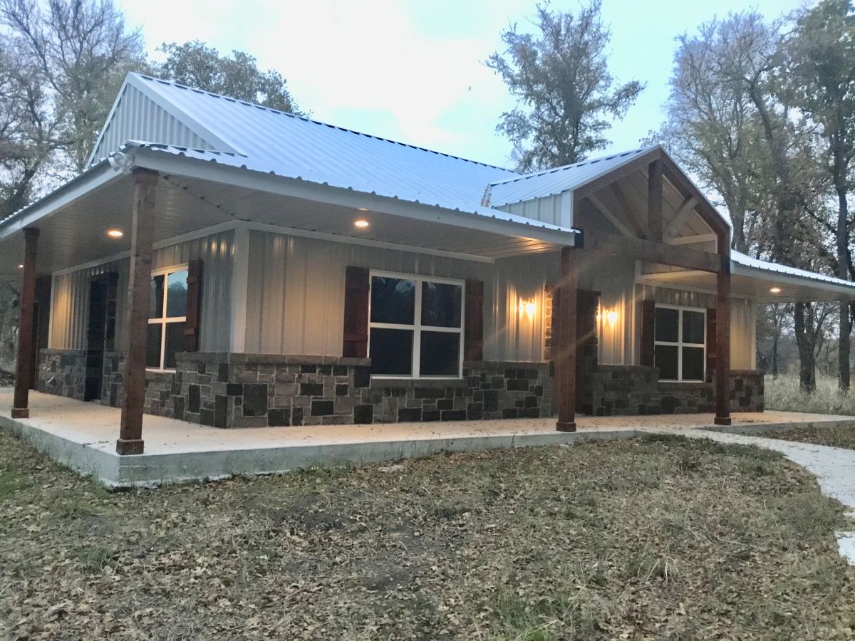 Summit Custom Homes LLC Home Builder in Weatherford, Texas