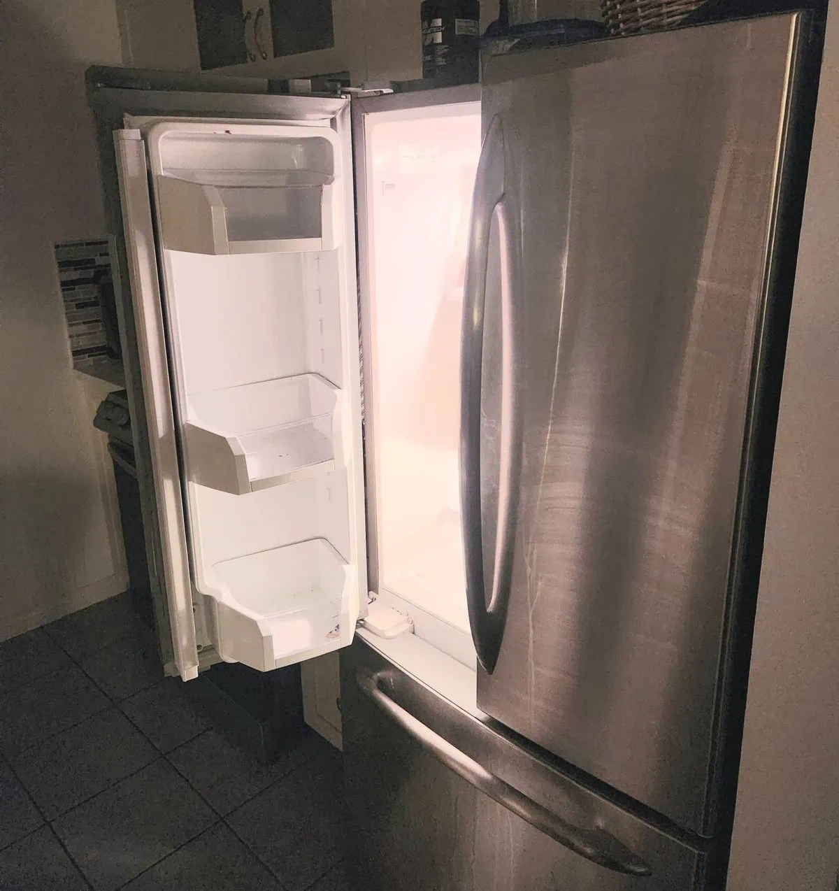 Whirlpool LED Fridge Lights Flashing Troubleshooting & Fixes