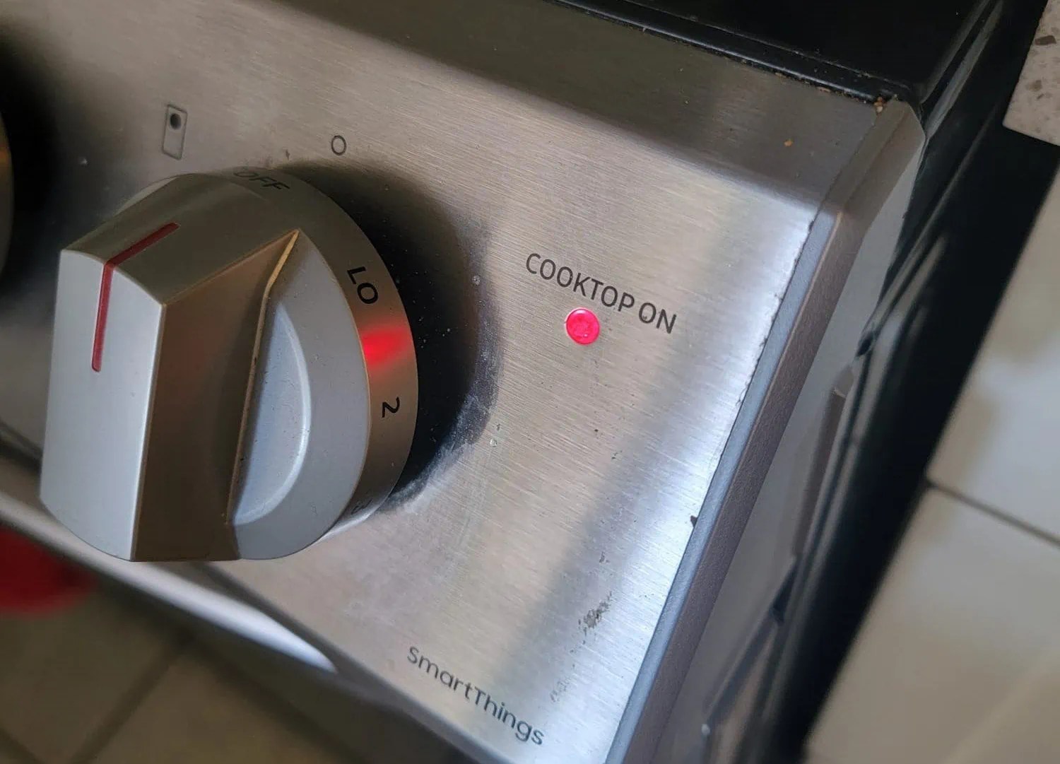 Why Is My Stove’s Hot Surface Indicator Light Staying On?
