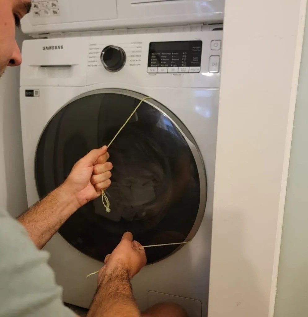 5 Steps To Opening A Stuck Washing Machine Door (Even Without Power)