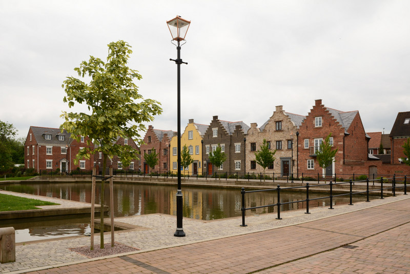 Dutch style waterfront housing in Leicestershire wins top Brick Award