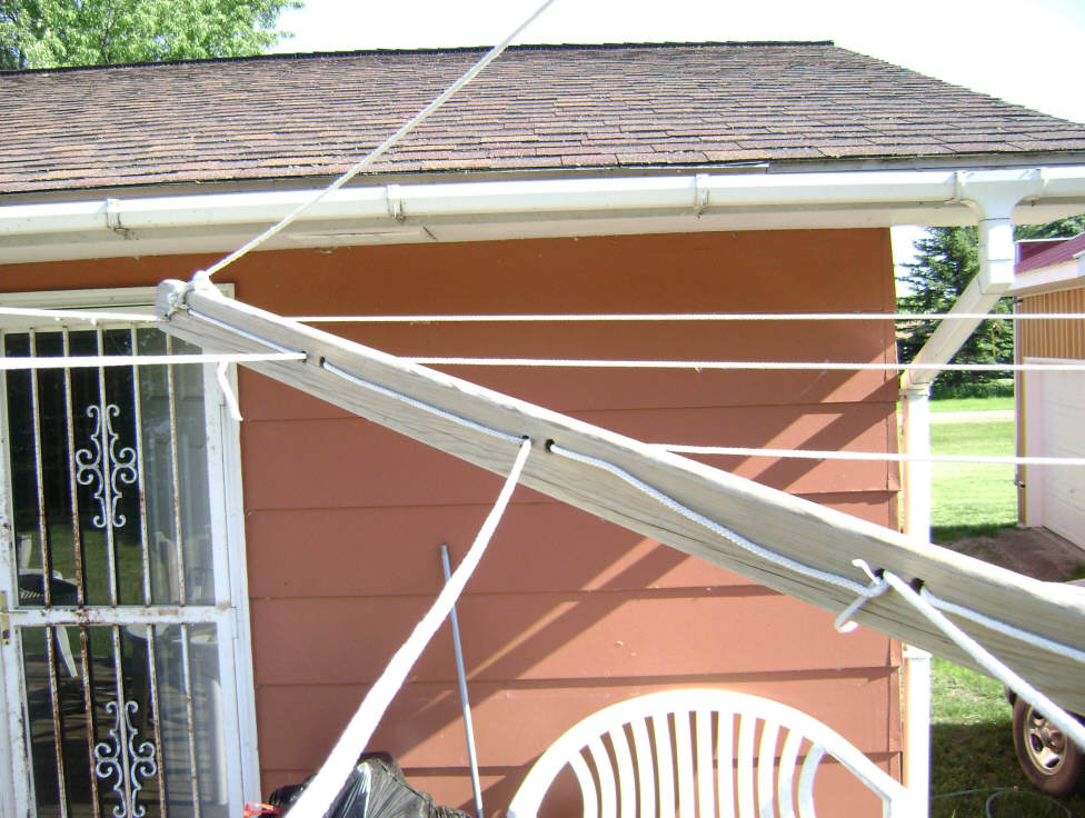 DIY Clothes Drying Rack Plans