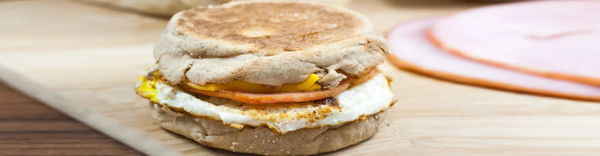 HighProtein Breakfast Sandwich Ready In 5 Minutes