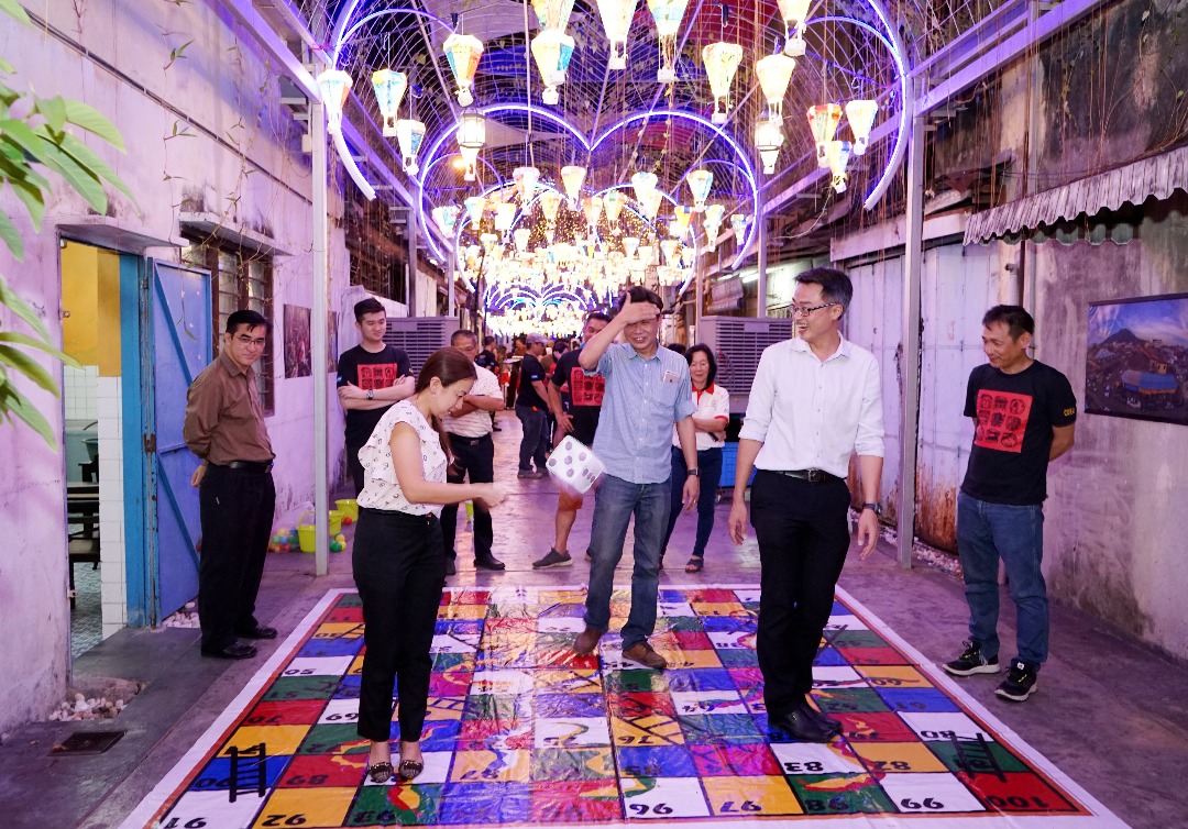 大山脚安清巷艺术街 迷你热气球灿灿生辉 Buletin Mutiara