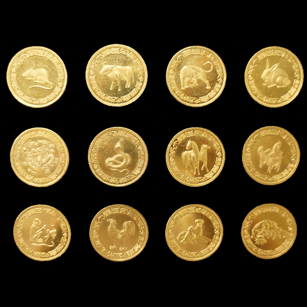 Selling for the spot price of gold! Chow Tai Fook Lunar Gold Coin Set