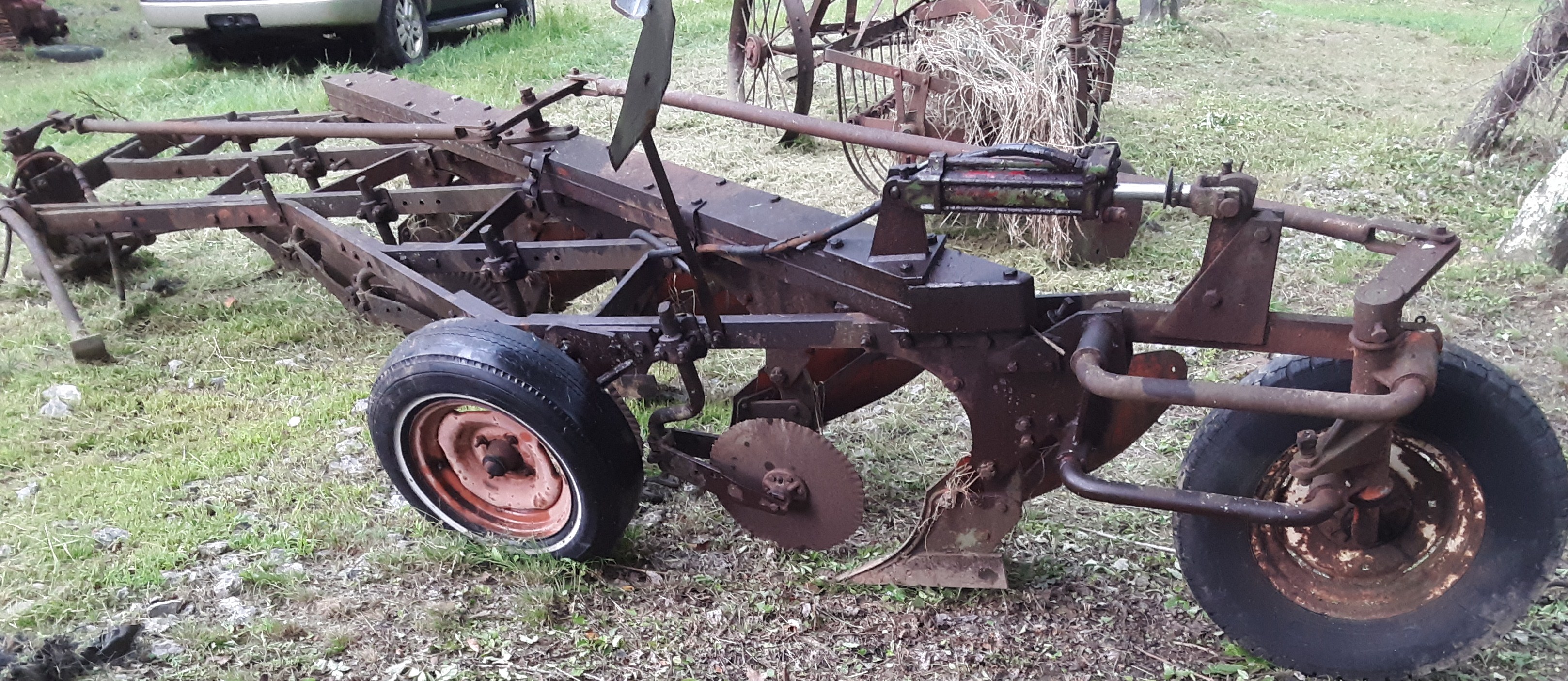 OLIVER PLOW Burgh Implement Store