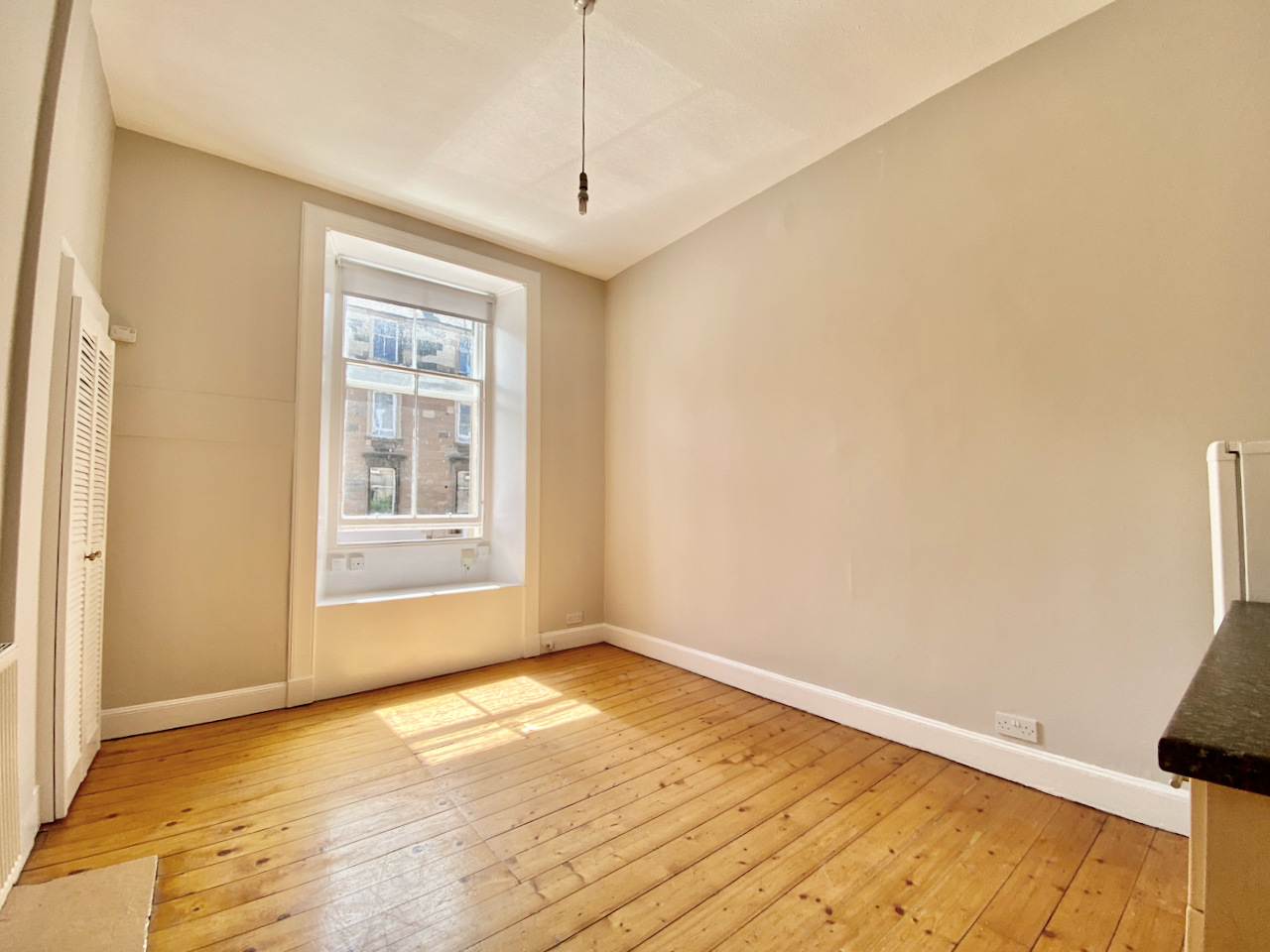 Dalmeny Street, Leith Walk Virtual Viewing Available! Burgh Property Management Edinburgh