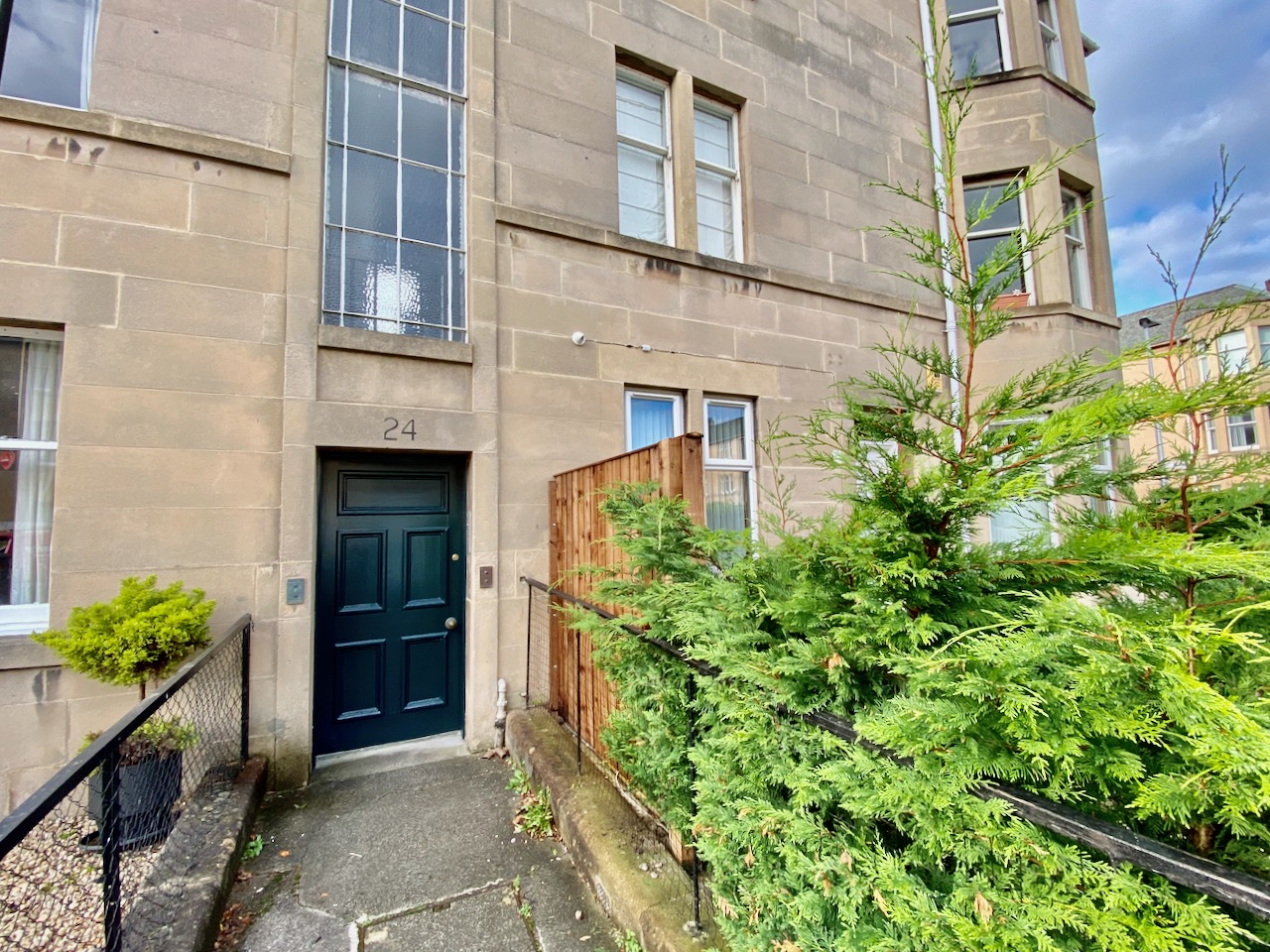 Learmonth Avenue, Comely Bank Virtual Viewing Available! Burgh