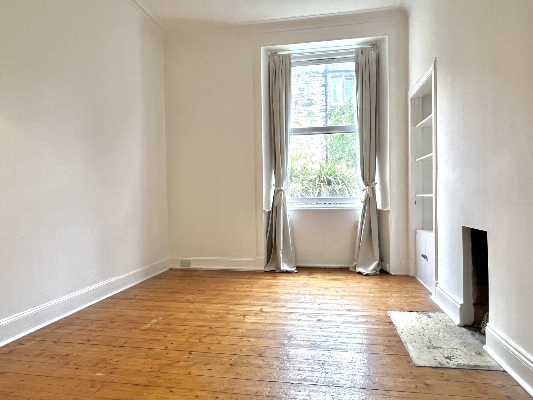 Lorne Square, Leith Walk Burgh Property Management Edinburgh