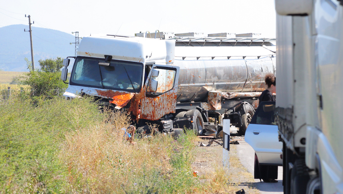Headon Crash between 2 Trucks Results in Fatalities in Berkeley Springs