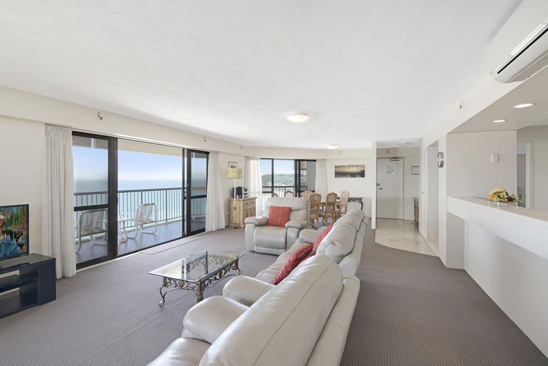 Burleigh self contained holiday apartments Burleigh Heads