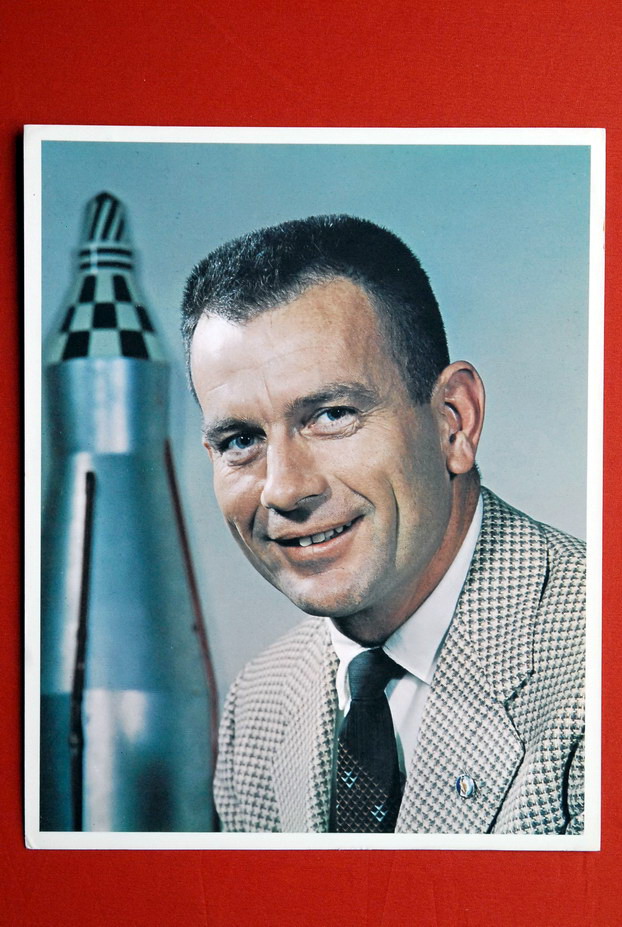 DONALD SLAYTON MERCURY SEVEN ORIGINAL LITHO PORTRAIT 8 X 10 NASA SPACE 1959 APOL