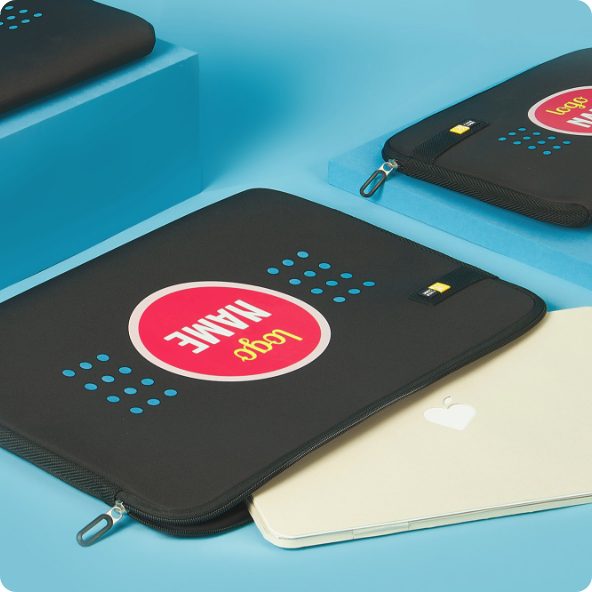 Bedrukte laptop sleeves Case Logic