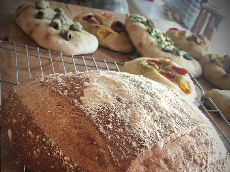 How Long To Let Bread Cool Down After Leaving The Oven Busby's