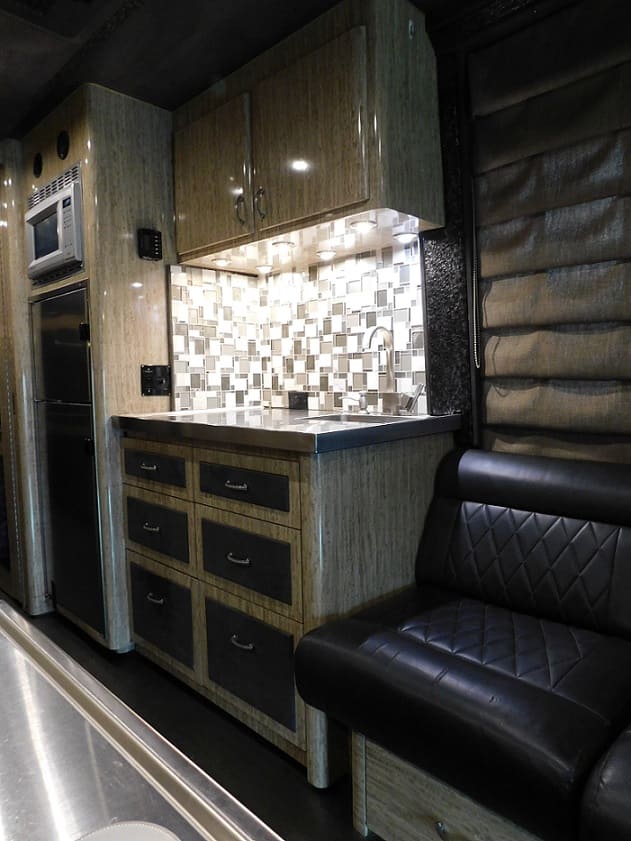 VIP Tour Sleeper Bus Rental, Sleeper Coach Rental Bus Charter Express