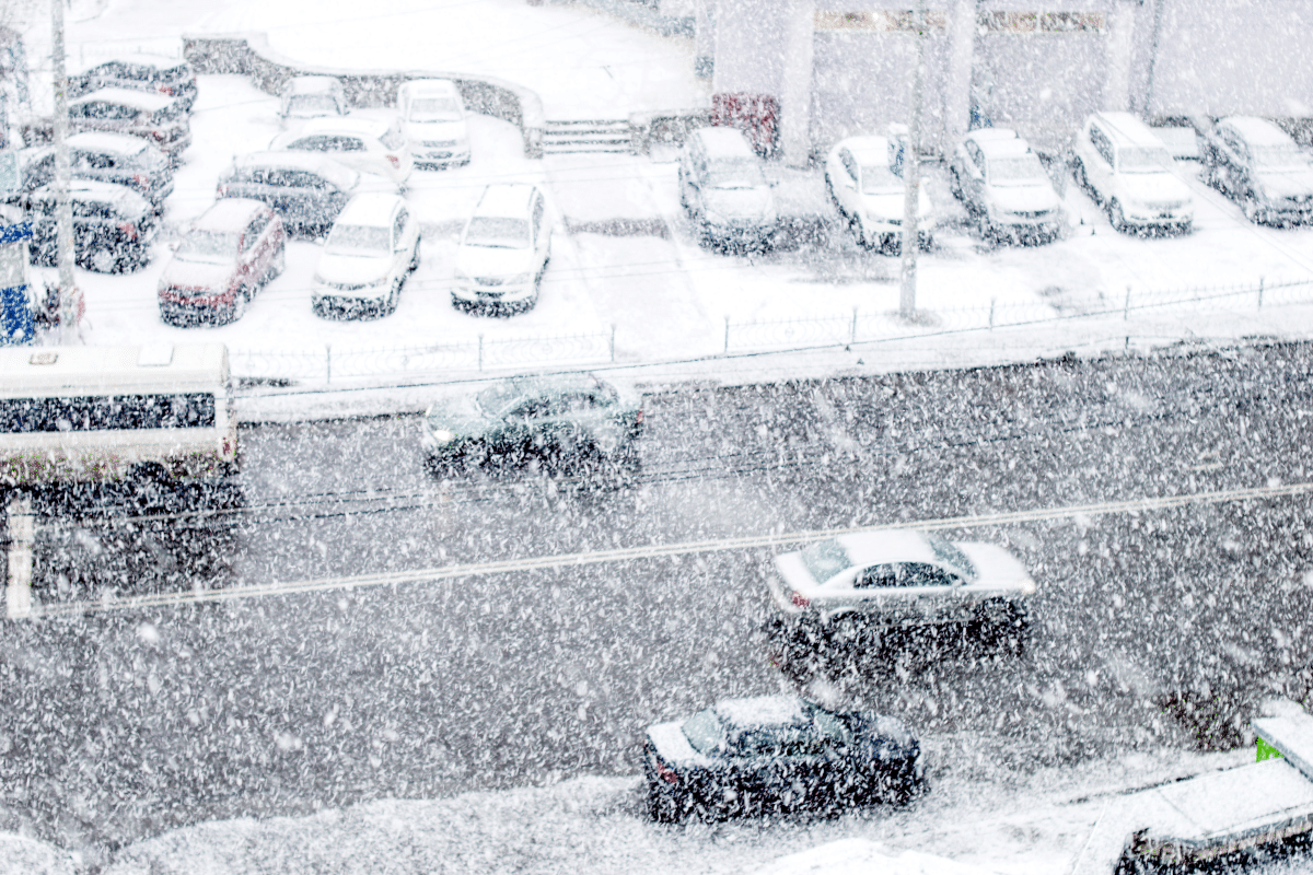 Autobatterie selbst wechseln: Anleitung für zu Hause