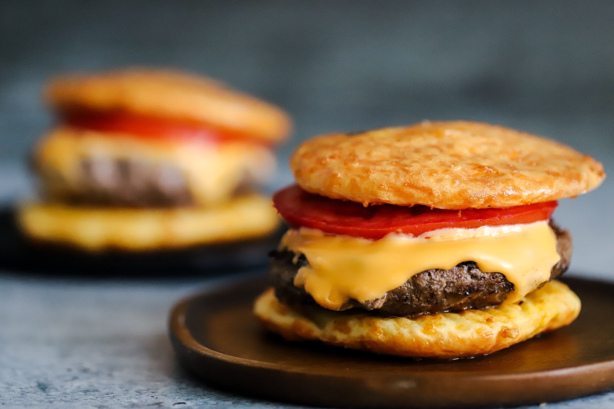 Best Keto Buns for Hot Dogs, Hamburgers, and Sandwiches Butter