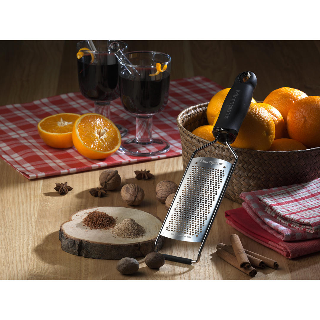 CONFESSIONS OF A KITCHEN WENCH COOKWARE ESSENTIALS Buyandship MY