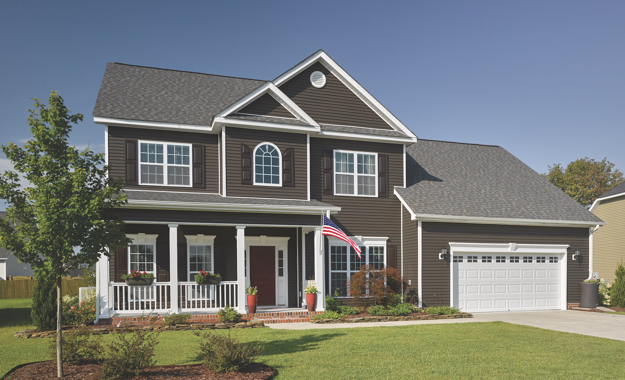 BUZZ Siding Contractors near me in Elgin & Siding Installation