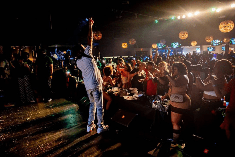 Discover Houston’s Best Bars Buzz Vacation Rentals