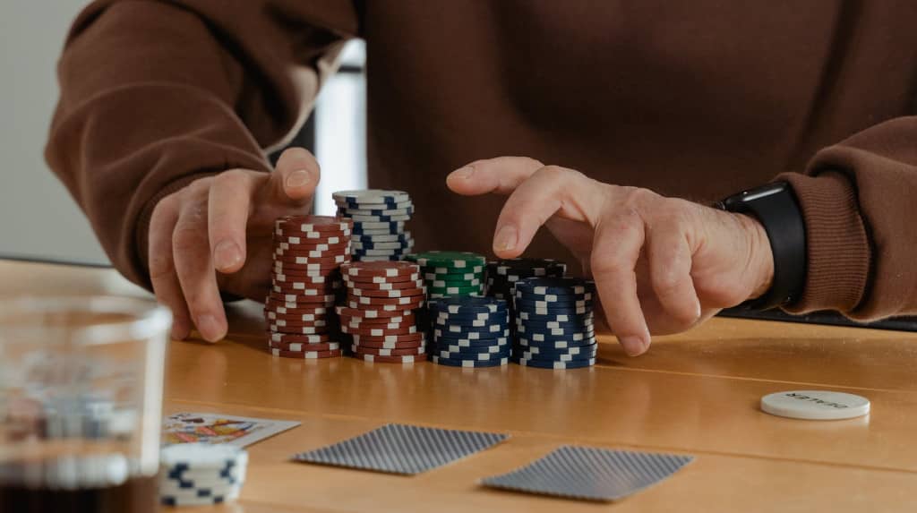 Règles du poker Texas Hold'em comment jouer au poker à 2