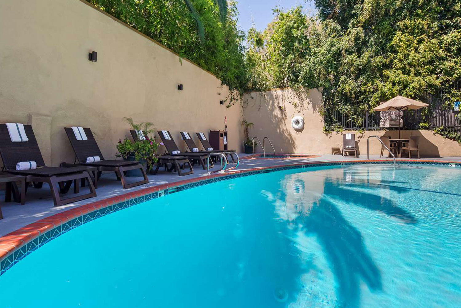 Best Western Hotel in the Heart of Hollywood CA Hotels in Hollywood