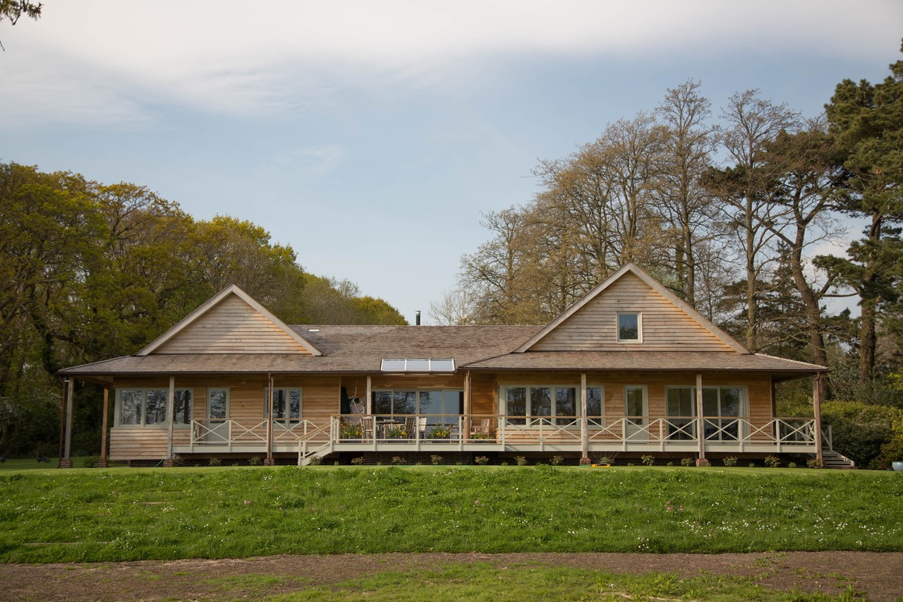Timberframe replacement dwelling on Bosham Hoe, Chichester