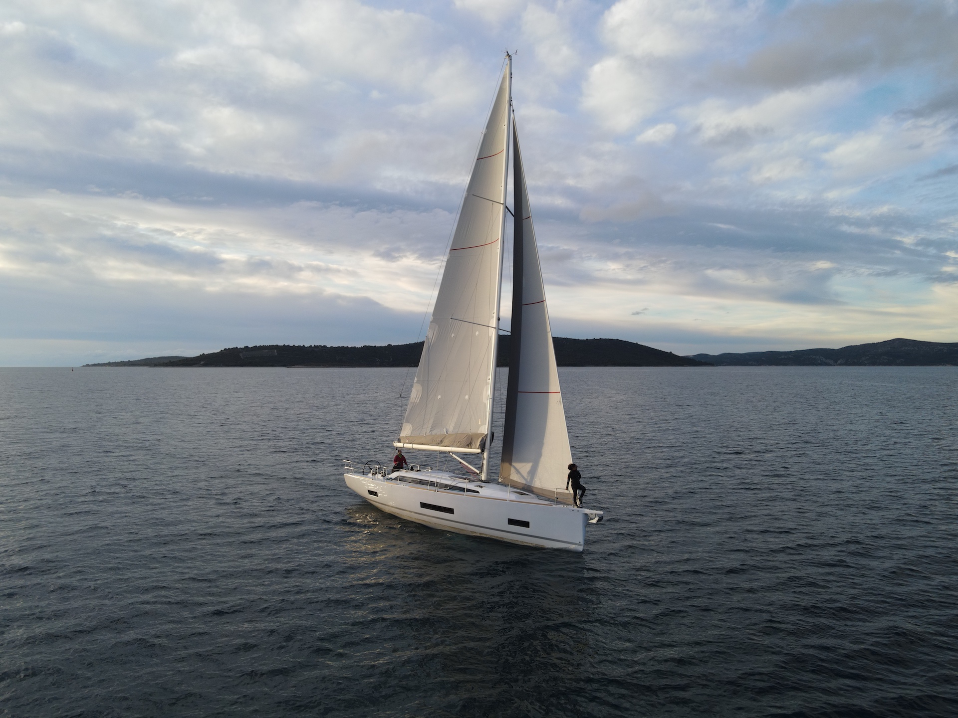 Sailing Uma Tour All Electric Salona 46 Cruising Sloop Cruising Compass