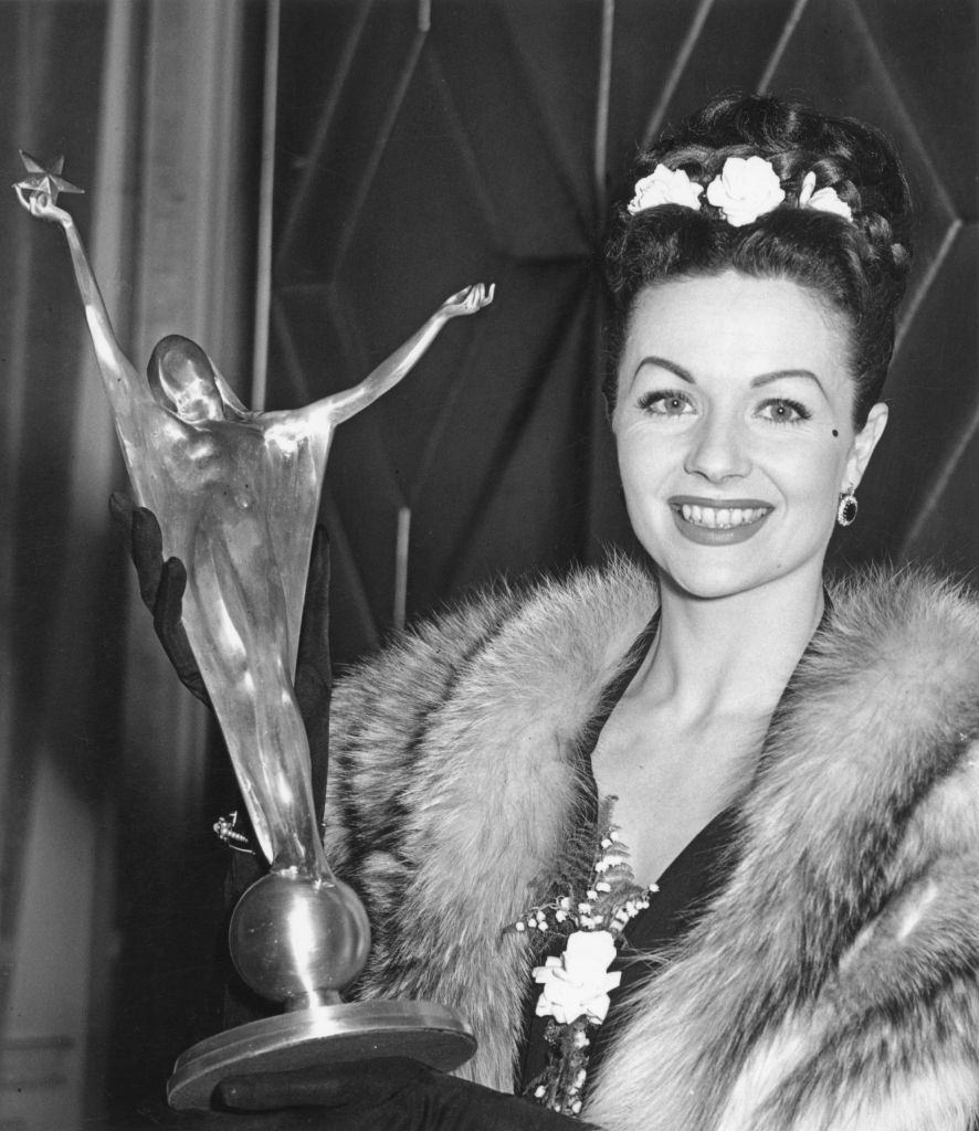 Margaret Lockwood with her Silver Star award for Best British actress