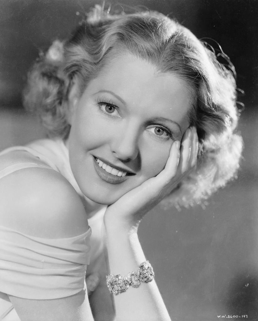 Jean Arthur Life Story and Glamorous Photos of the Quintessential Comedic Leady Lady with Smoky