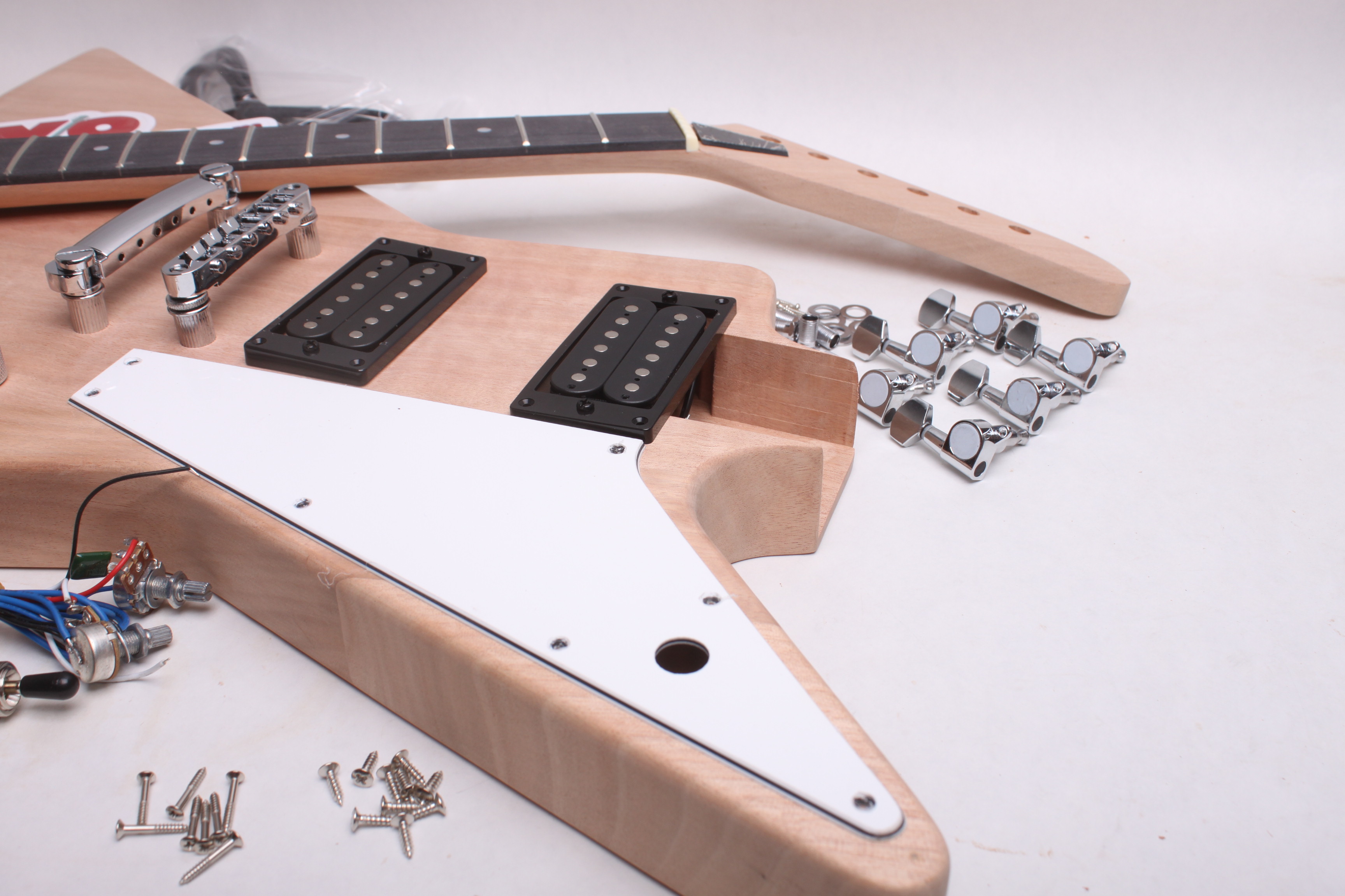 ELECTRIC GUITAR KIT explorer STYLE Guitar bodies and kits from