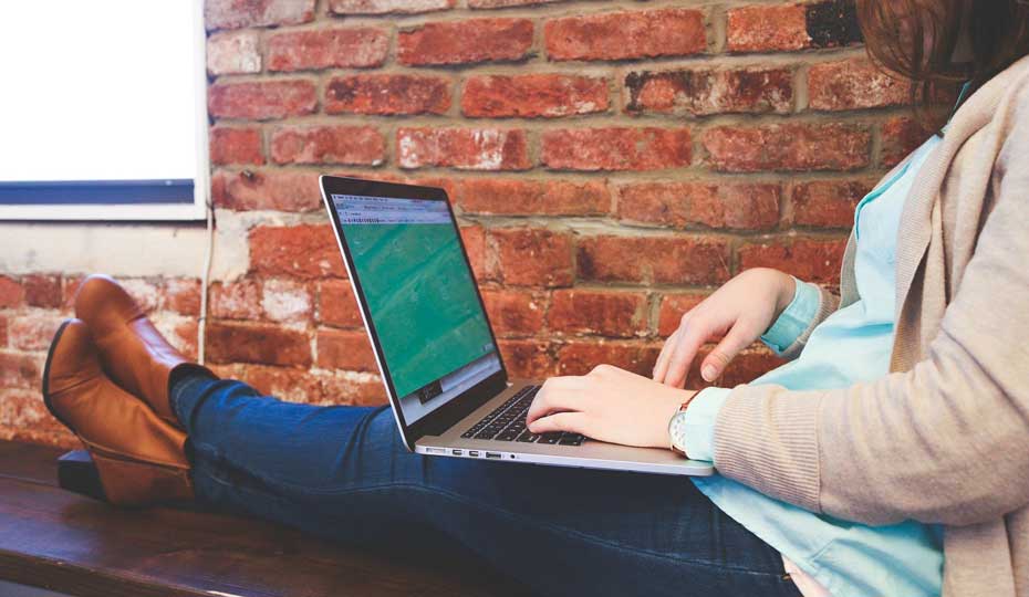 Qual È Il Miglior Modo Per Condividere Online Il Tuo Lavoro? – C2 Creative Lab 540_x_930_jpg
