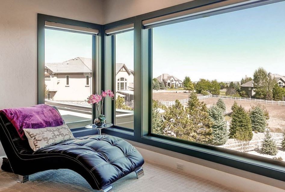 Do Sticking Windows Need to be Replaced? Replacement Windows