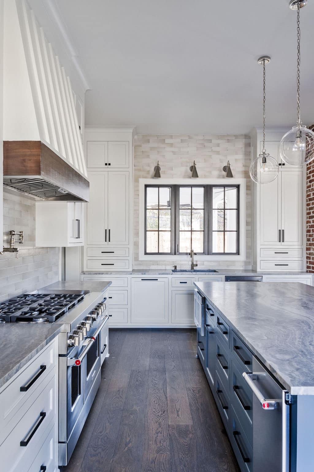 Custom in Tyler, TX Plus Refacing