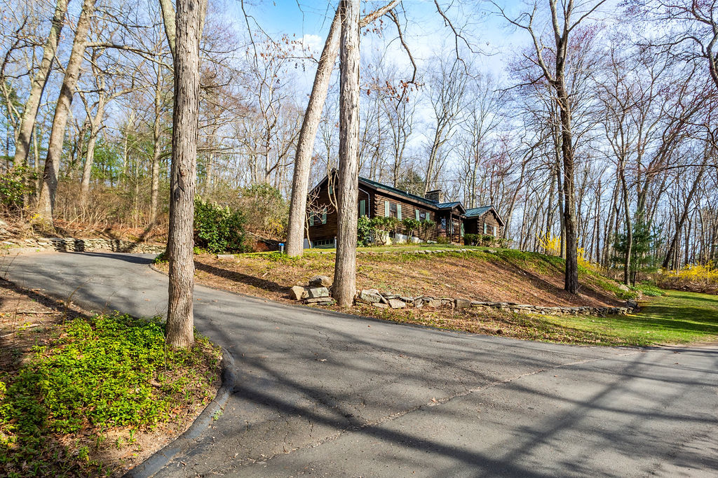 4 Rowledge Pond Rd, Sandy Hook CT Sandy Hook Log Cabin Homes For Sale