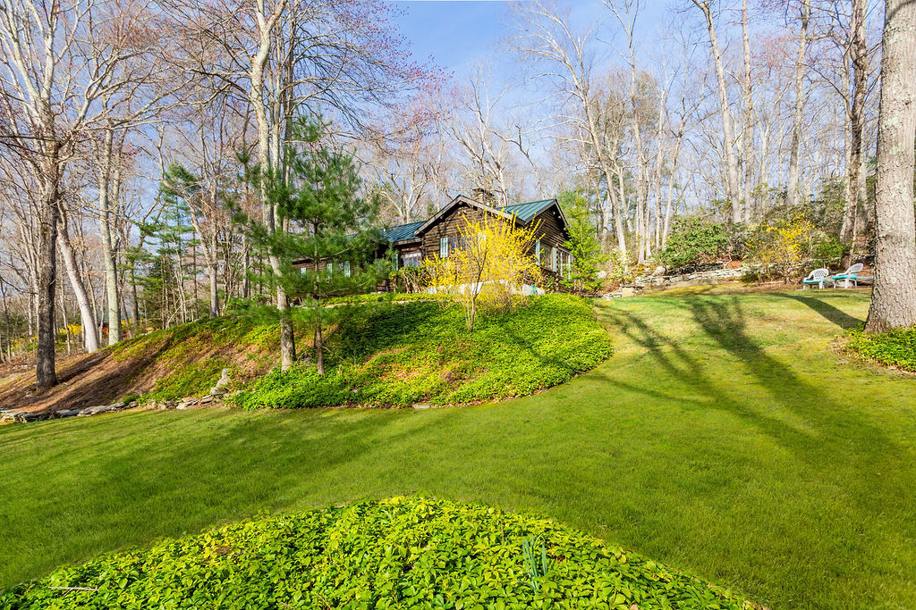 4 Rowledge Pond Rd, Sandy Hook CT Sandy Hook Log Cabin Homes For Sale