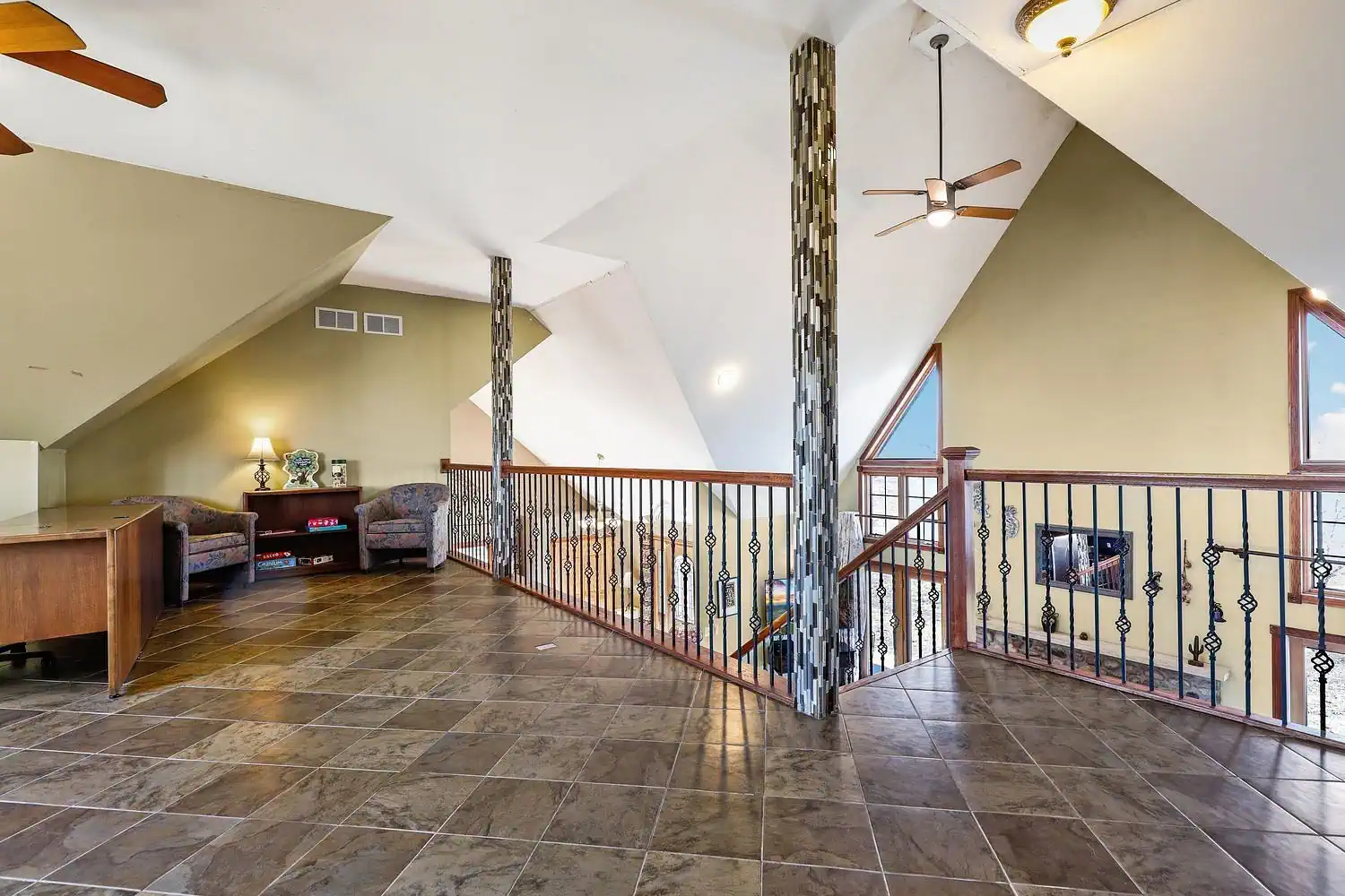 1227 N 8000w Rd, Bonfield IL Bonfield Cabin Homes For Sale