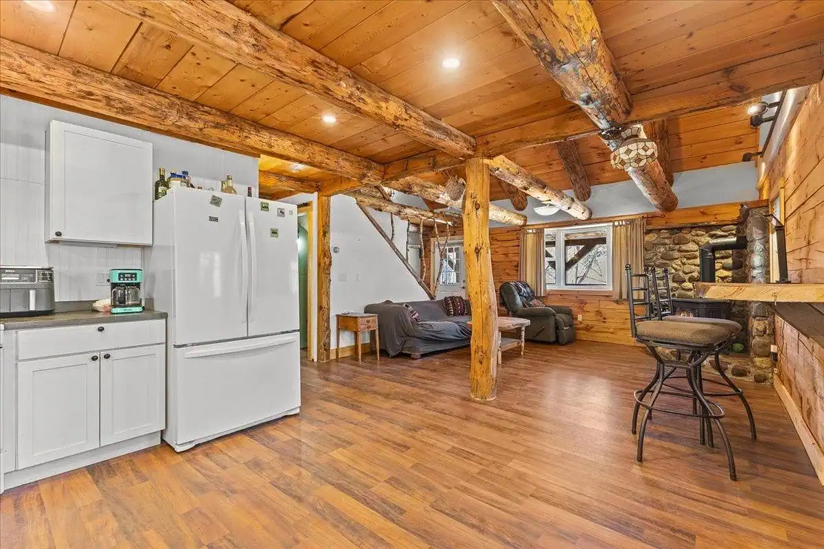 780 Roberts Rd, Royalton VT Royalton Log Cabin Homes For Sale