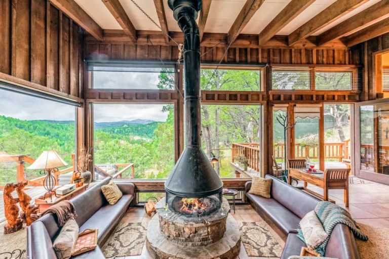 Best Cabins with Hot Tubs in New Mexico for any budget in 2024