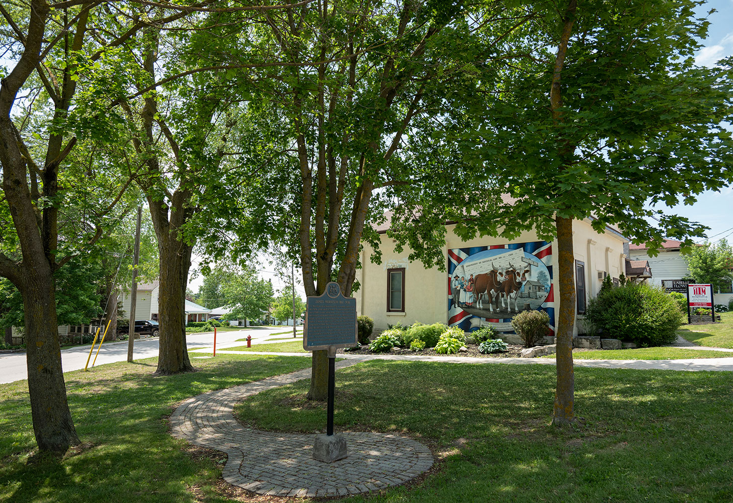 Discover Life in Arthur, Ontario