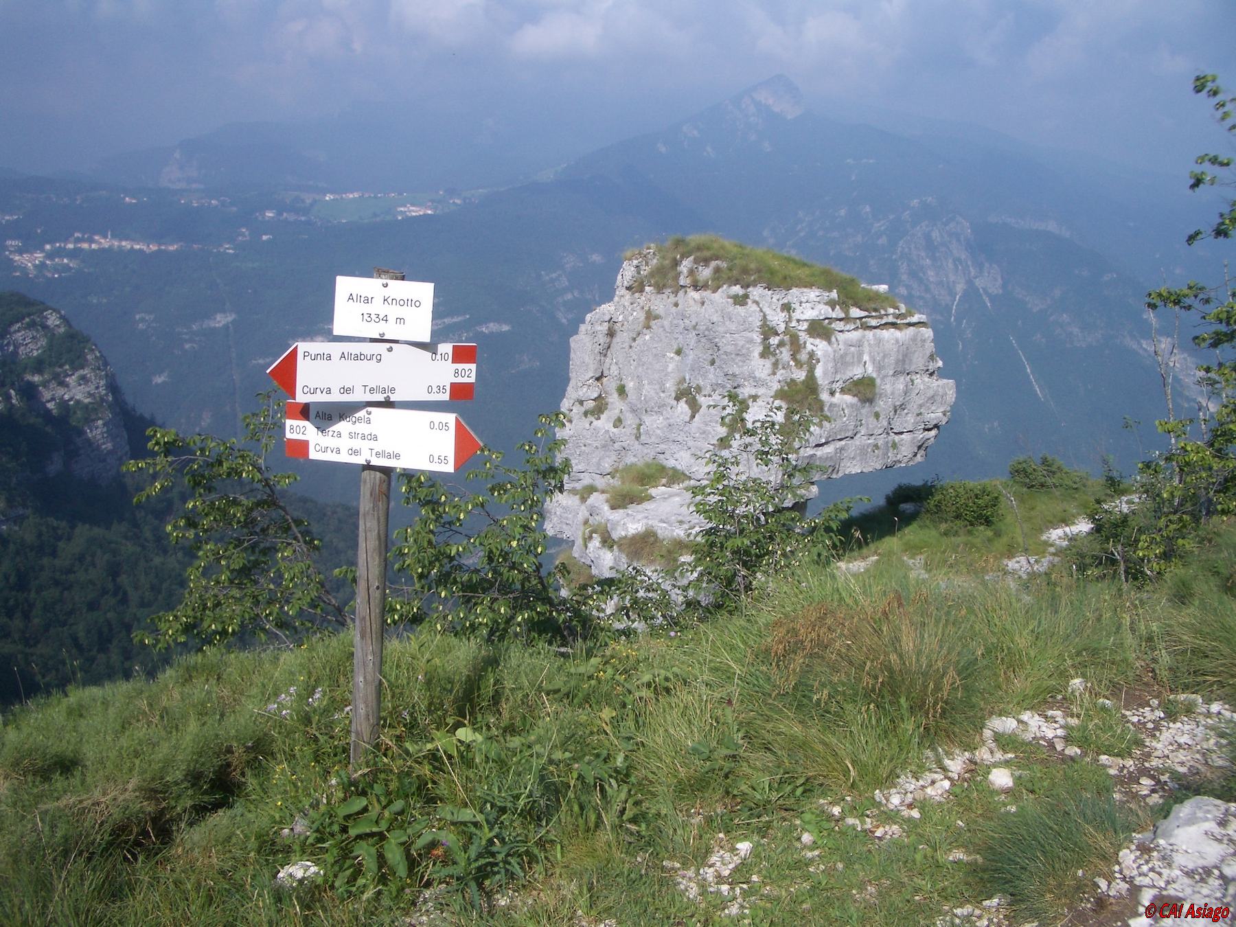 802 Altar Knotto CAI Asiago