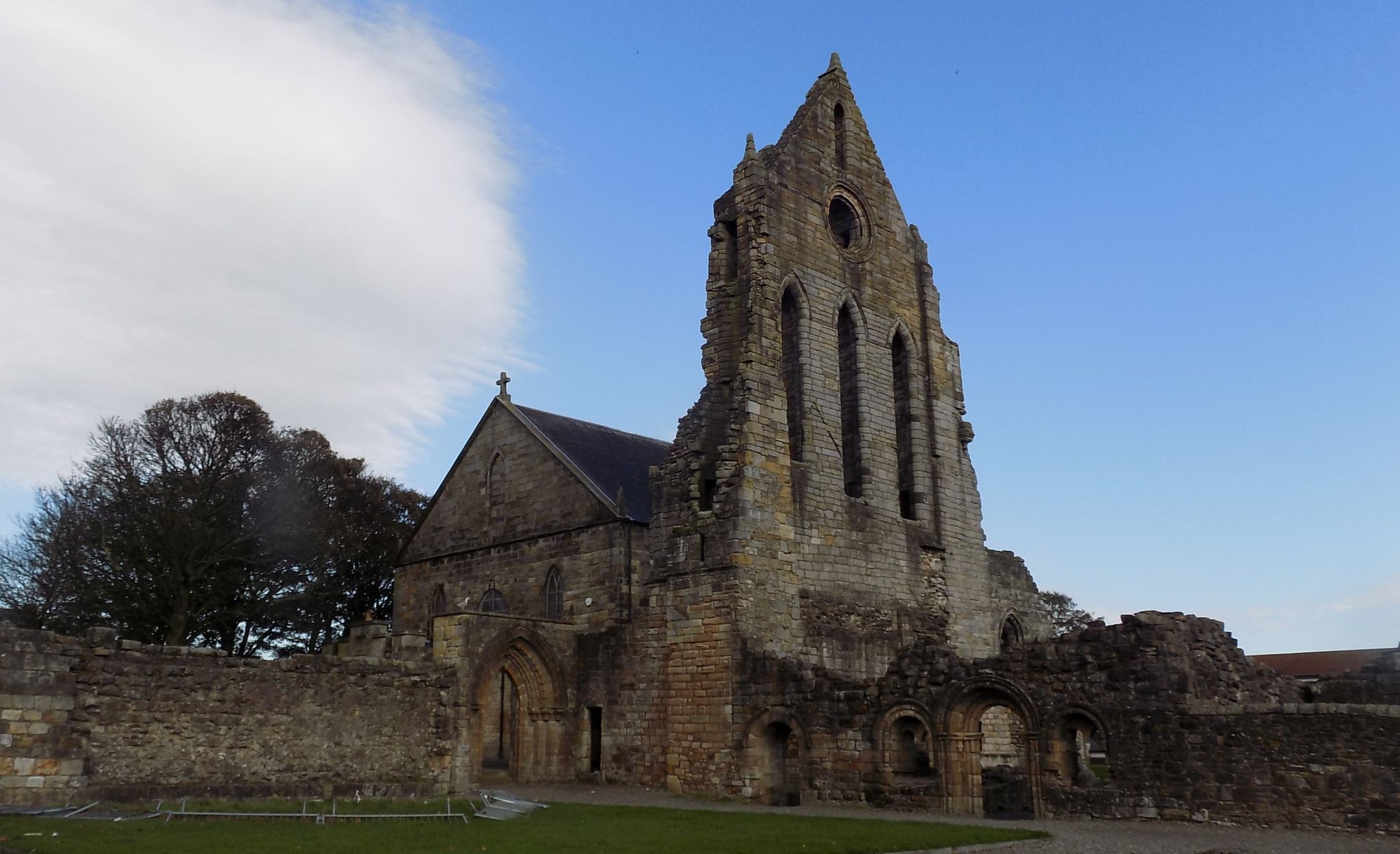 Photographs of the Abbey and Town of Kilwinning in North Ayrshire in