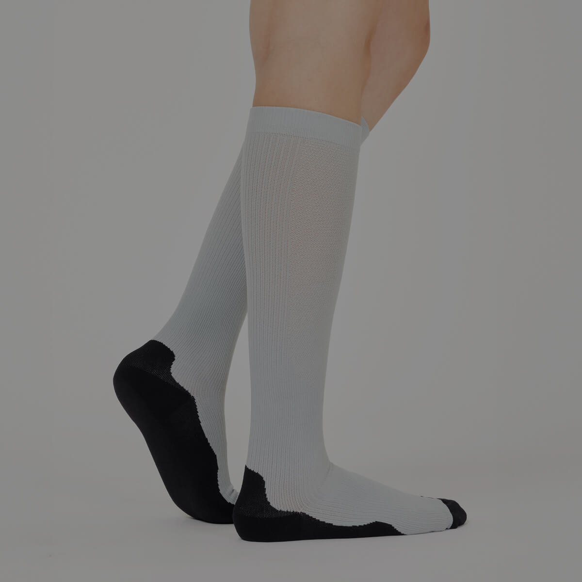 Benefits of Compression Socks During & After Pregnancy