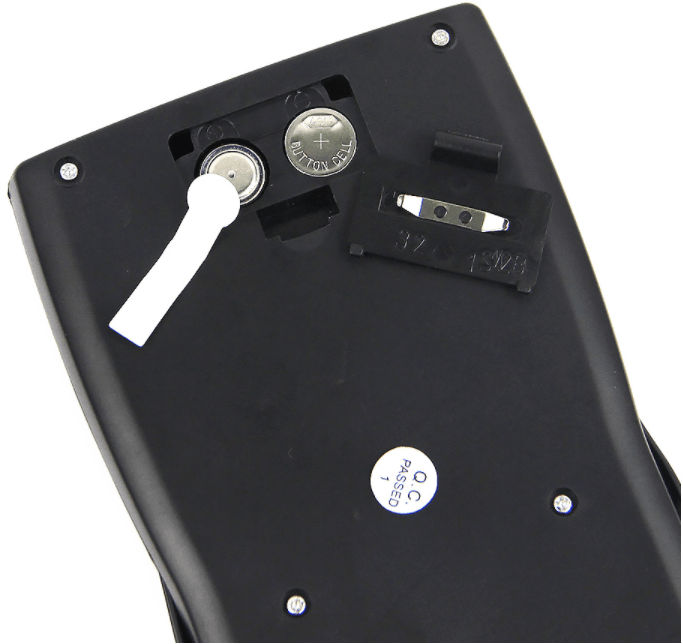 What is model of battery used in the calculator? Introduce the battery