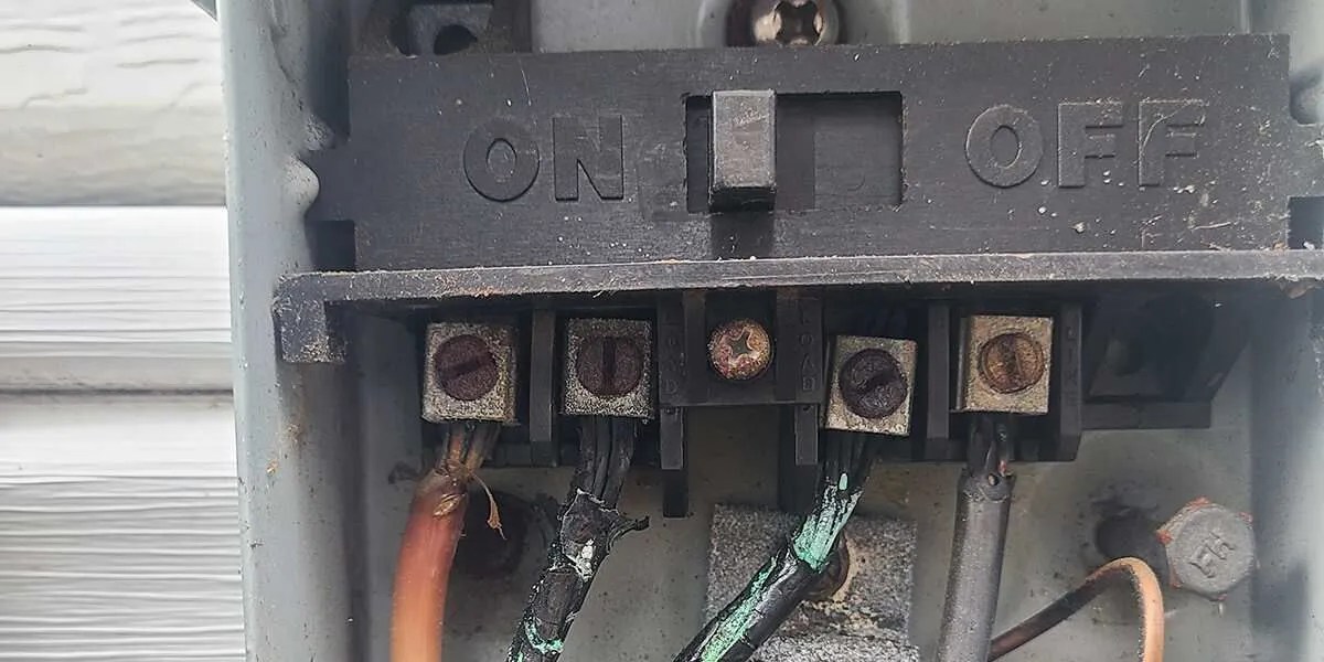 How Do I Stop My Air Conditioner from Blowing Fuses? Fast Air Repair