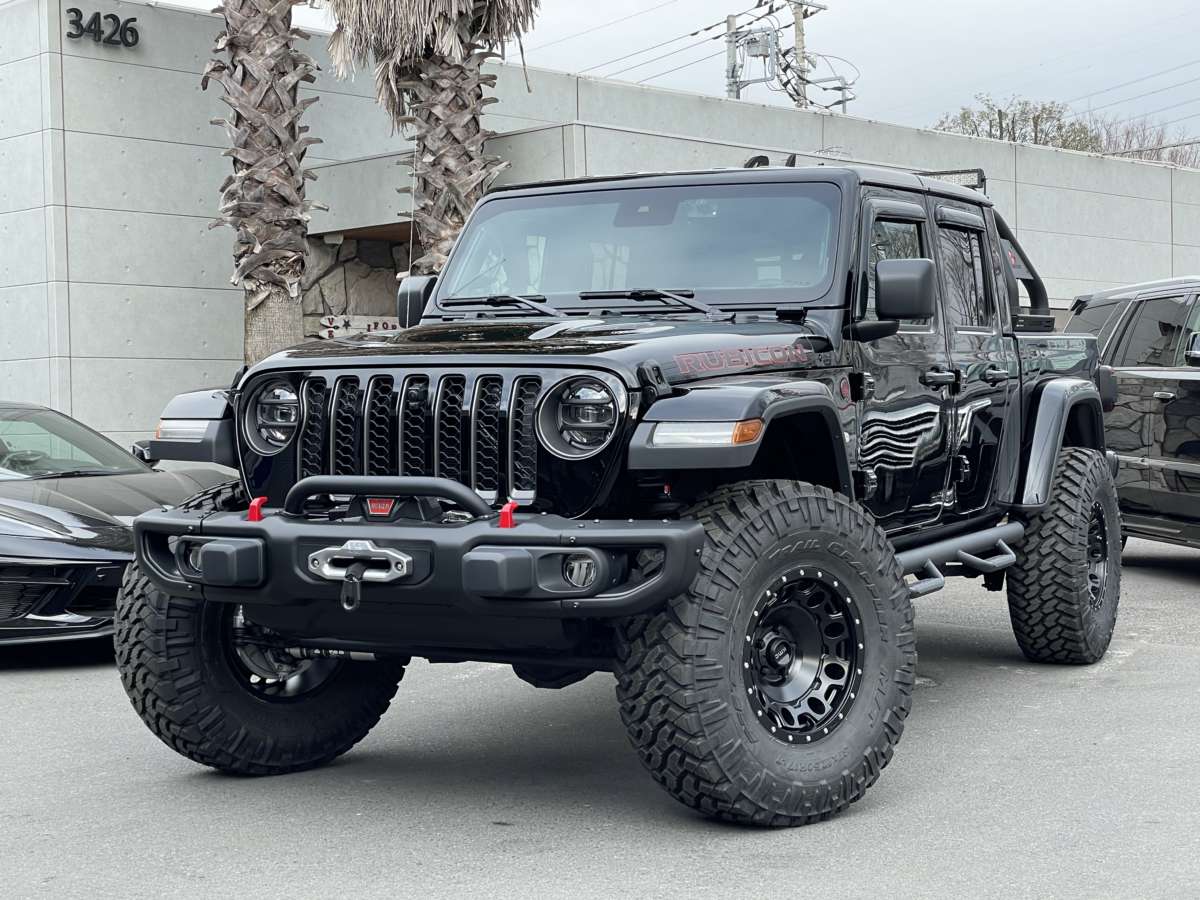ジープ グラディエーター ルビコン JEEP GLADIATOR RUBICON KMC リフトアップ カスタム ロールバー 輸入車専門店