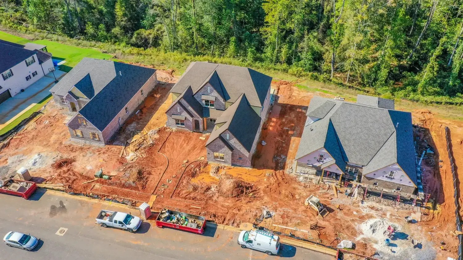 Glennbrooke, Prattville, AL A Serene Haven with Endless Charm